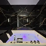 Prestige Jacuzzi&clim, Parking - Centre-ville * Roanne