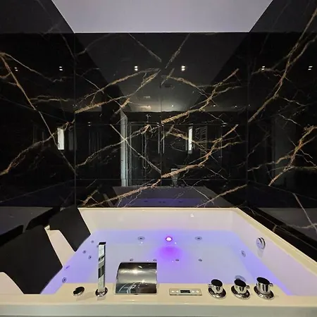 Prestige Jacuzzi & Clim, Parking - Roanne Centre-Ville * Roanne